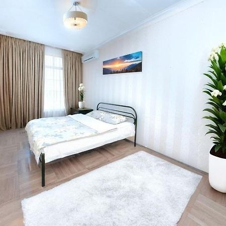 Цум Пассаж Яворницького 55 Apartment Днепър Екстериор снимка